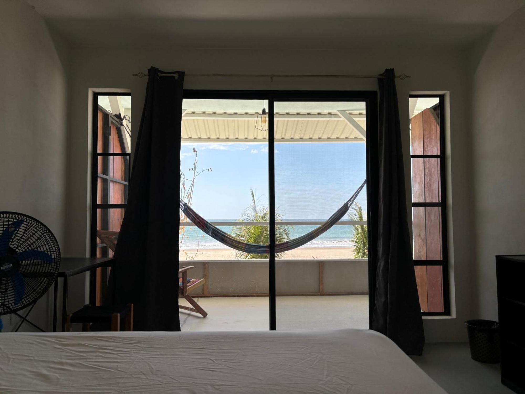 Stella Mar Oceanfront Hotel Popoyo Exteriör bild