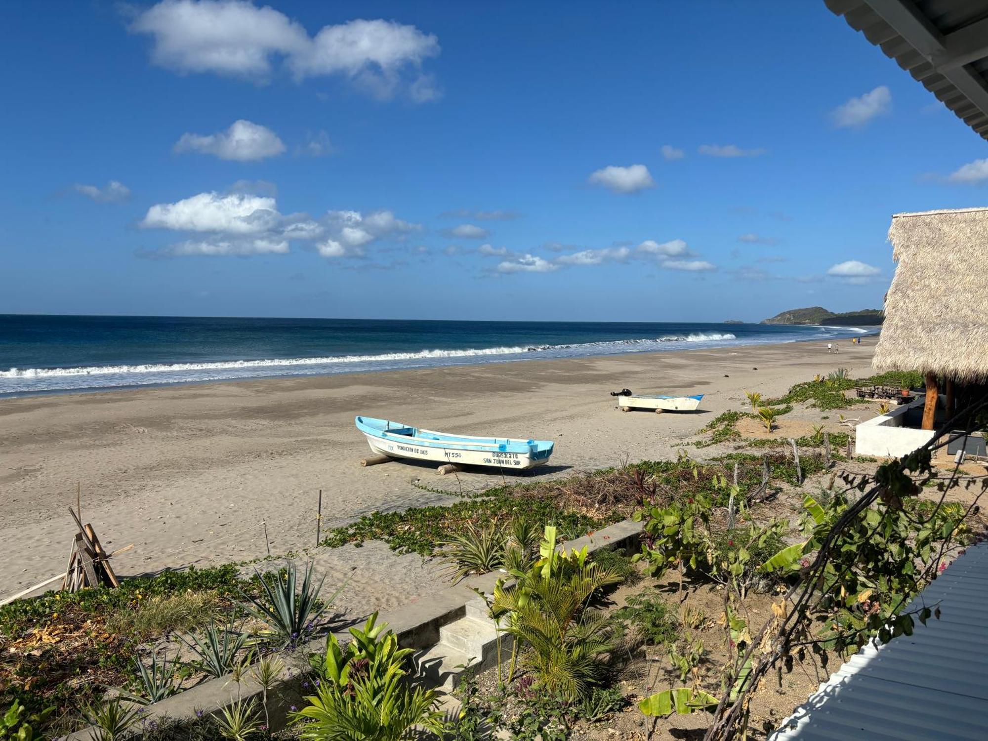 Stella Mar Oceanfront Hotel Popoyo Exteriör bild