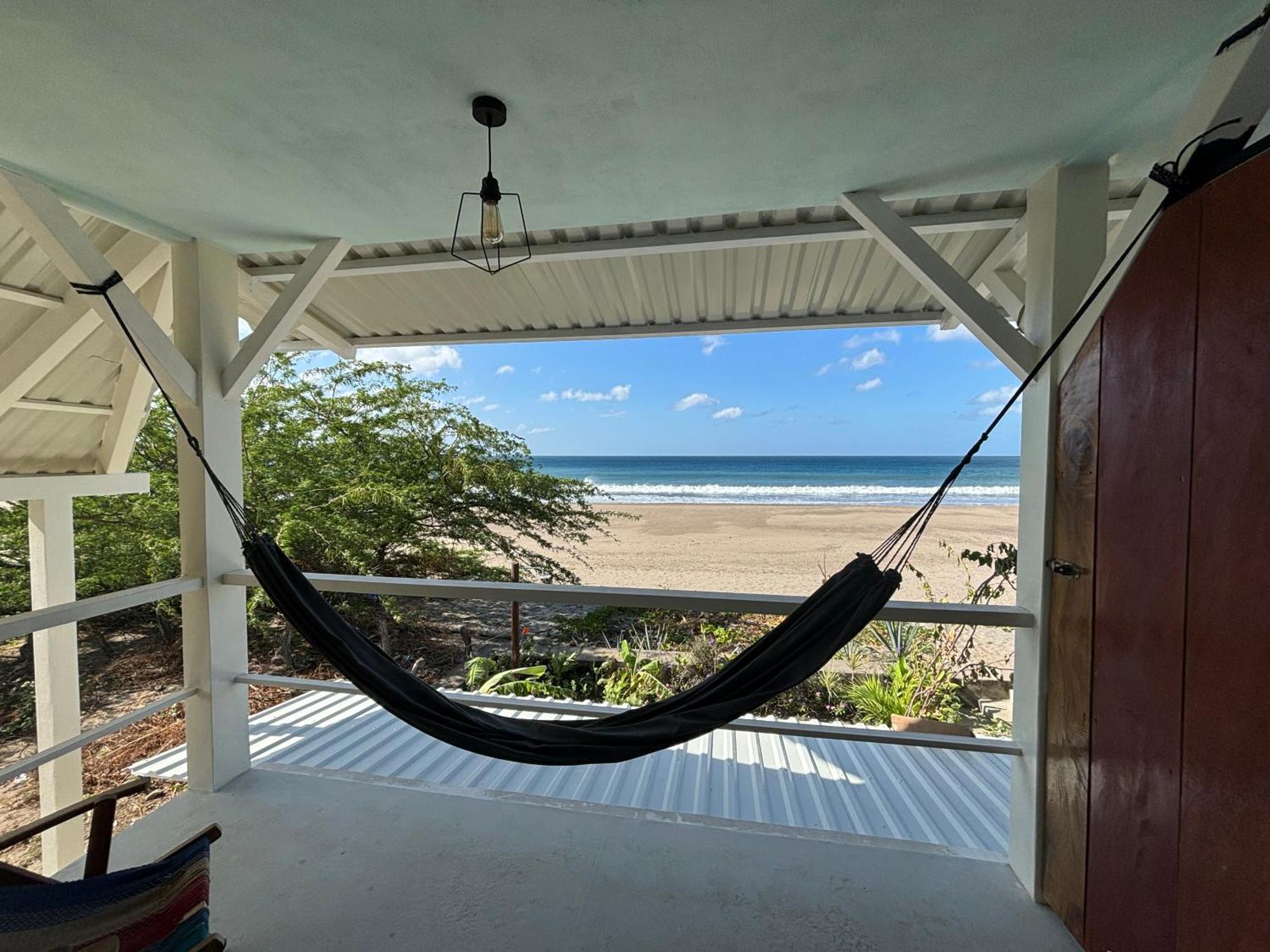 Stella Mar Oceanfront Hotel Popoyo Exteriör bild