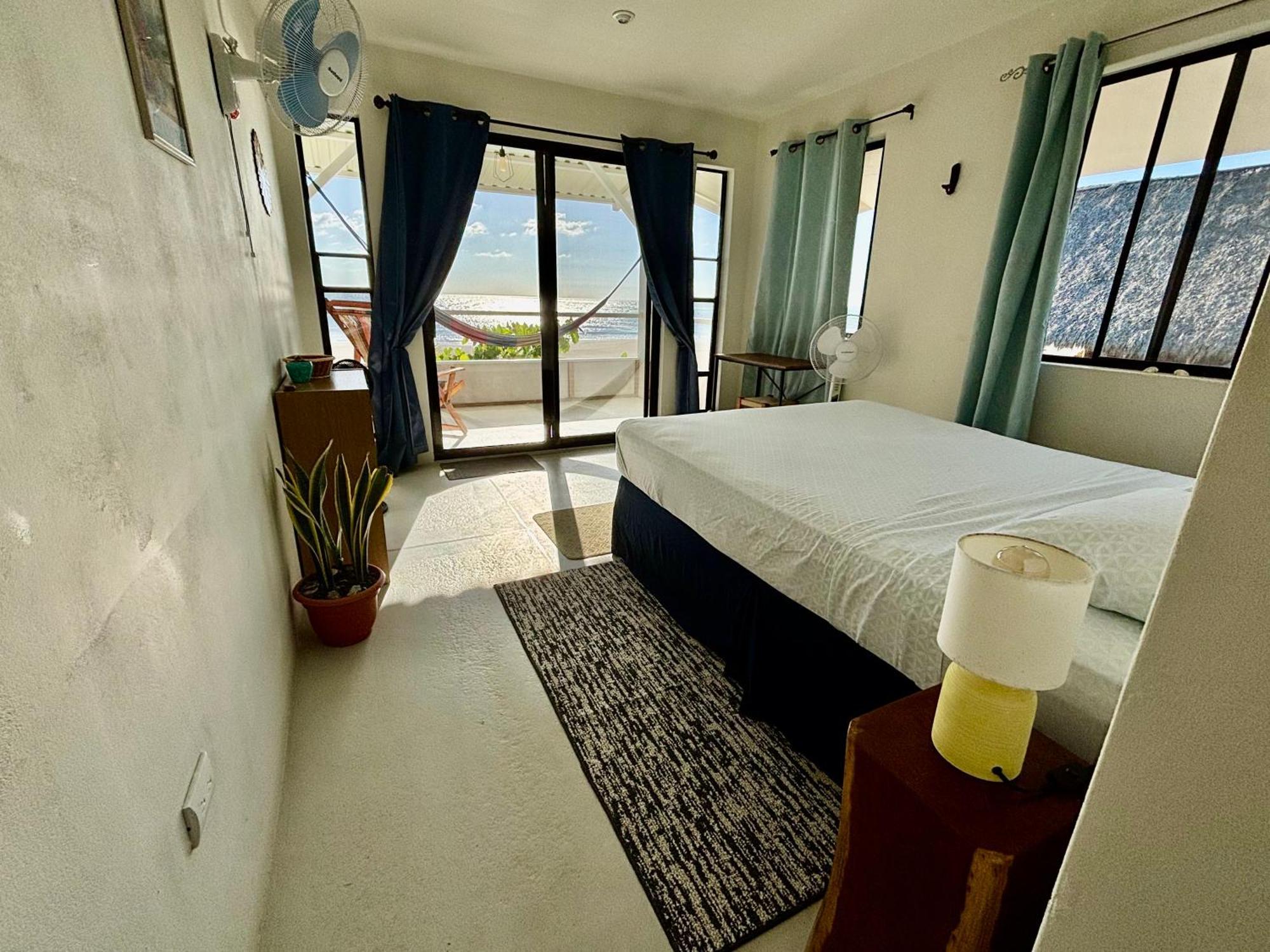 Stella Mar Oceanfront Hotel Popoyo Exteriör bild